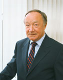 Mr. Henry Murdoch, Chairman of NRH Mr. Henry Murdoch, Chairman of NRH
